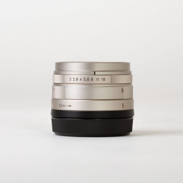 Zeiss Planar T* 45mm f 2 Lens for Contax G Mount For Sale